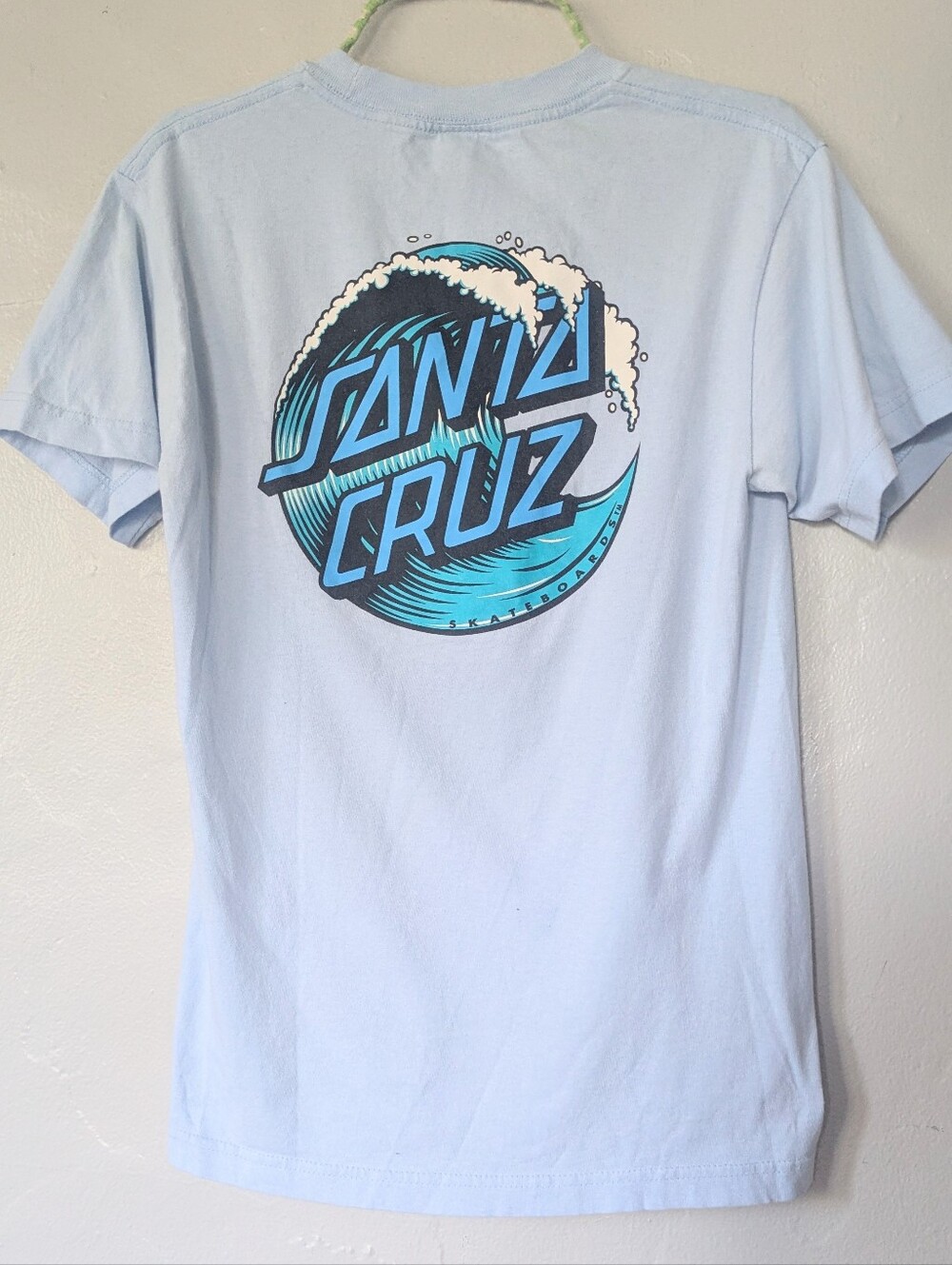 Santa Cruz Skateboards Light Blue Wave Dot Logo Graphic T-Shirt Small